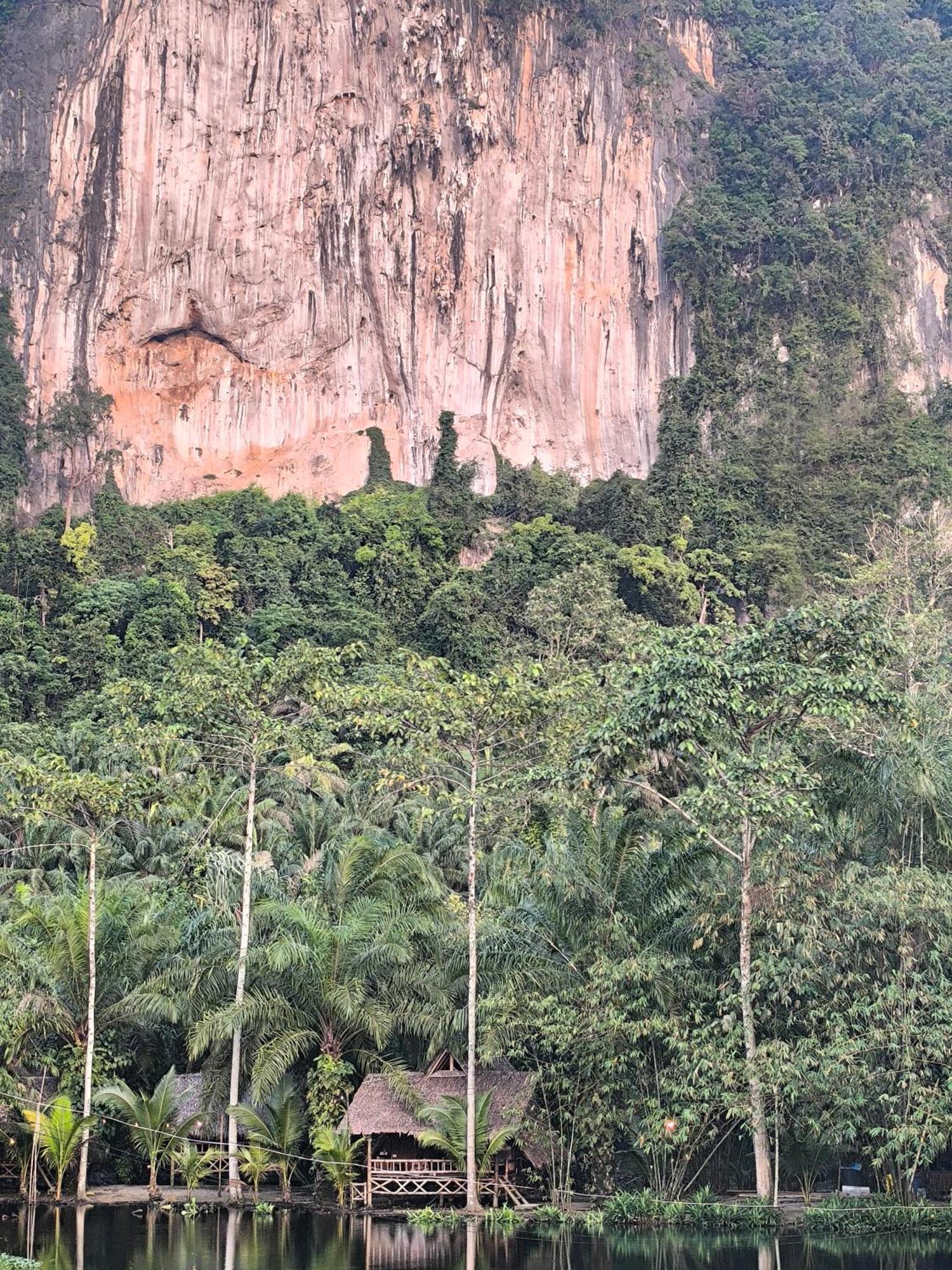 Krabi Bamboo Kingdom At Aoluek Paradise *